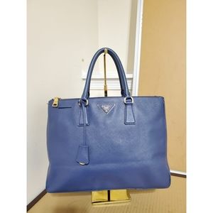 prada double zip tote large